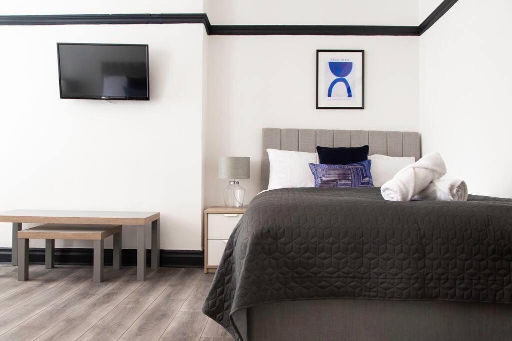 Bootle, Liverpool Modern 1Bed Ft Apartment ภายนอก รูปภาพ